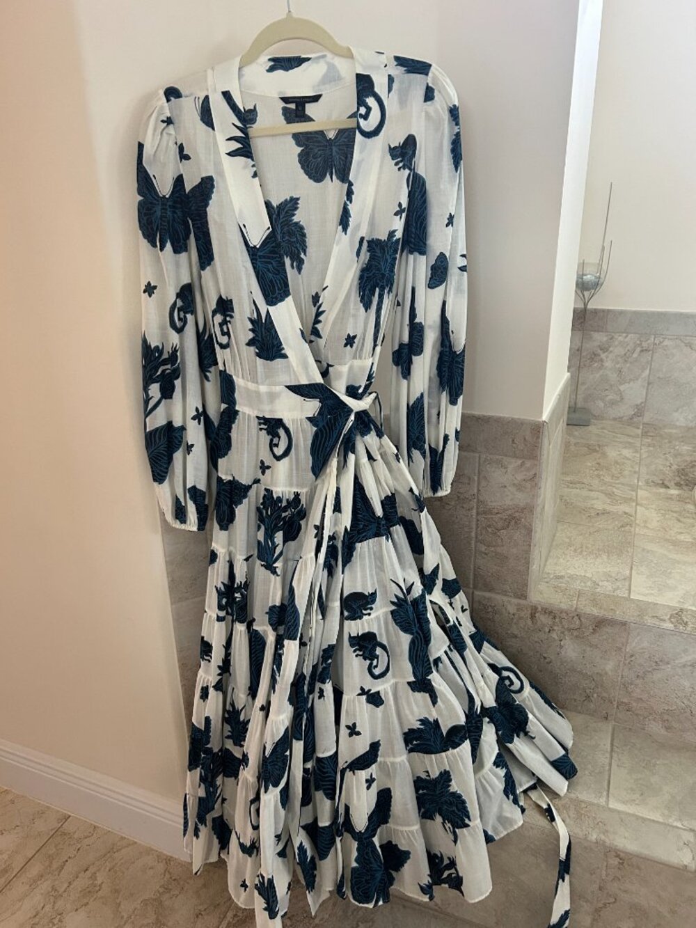 Banana Republic Balloon Sleeve Midi Wrap Dress size 10